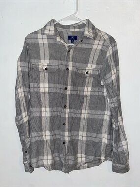 George Academia Classic Cabin Super Soft Gray and White Plaid Button Up Shirt